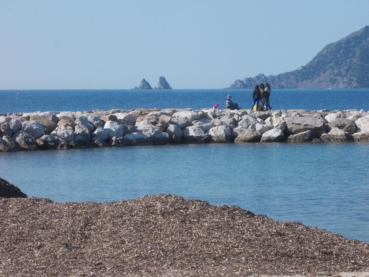 T2 Climatise A 500M De La Plage Sur La Presqu'Ile De Saint Mandrier Sur Mer Dış mekan fotoğraf